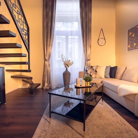 Szent Istvan Apartments บูดาเปสต์ ภายนอก รูปภาพ