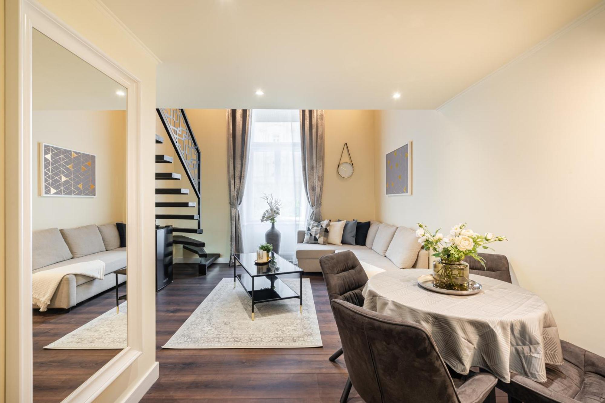 Szent Istvan Apartments บูดาเปสต์ ภายนอก รูปภาพ